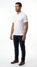 Camisa polo branca - vista lateral